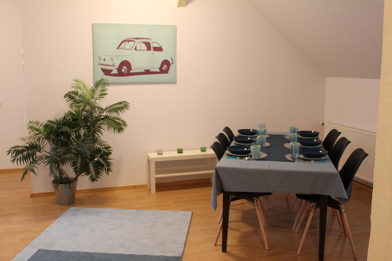 Aqua Apartments Satu Mare Bagian luar foto